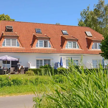 Faehrhaus - 18 Апартаменти *